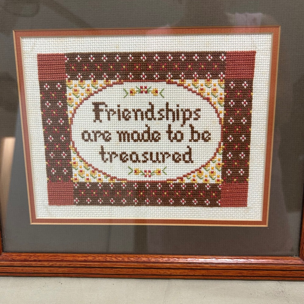 Vintage Friendship cross‎ stitch